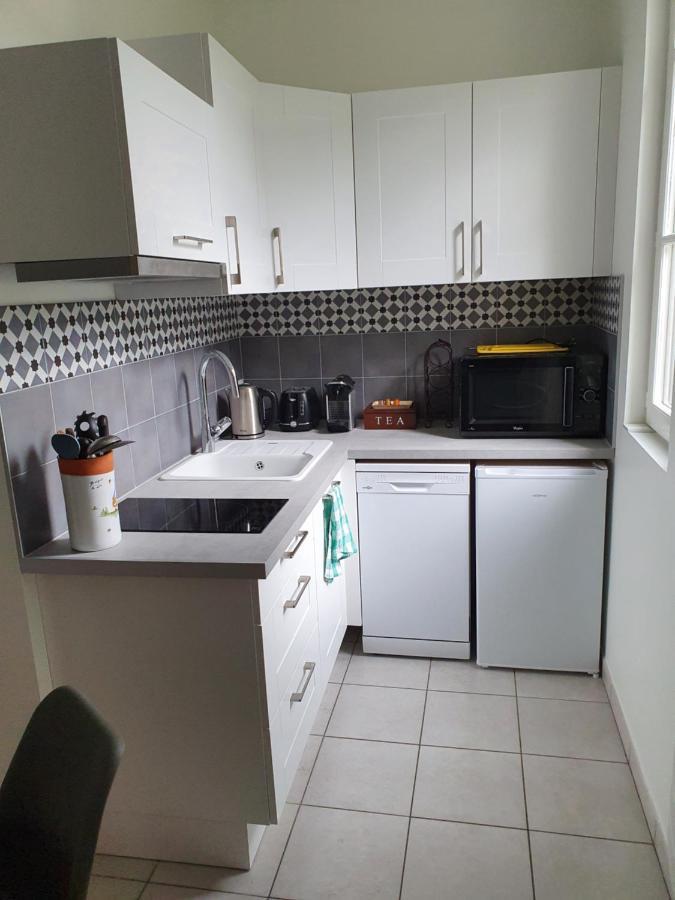 Appartement Cosy Au Calme Et En Centre Ville 艾克斯莱班 外观 照片